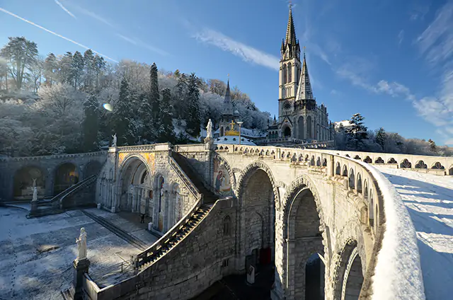 église lourdes